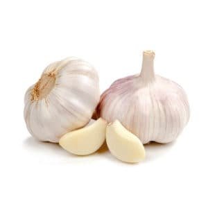 10 Amazing Herbs That Strengthen Your Digestion; Garlic